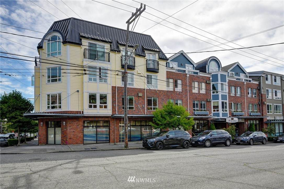 812 5th Avenue - Photo 1