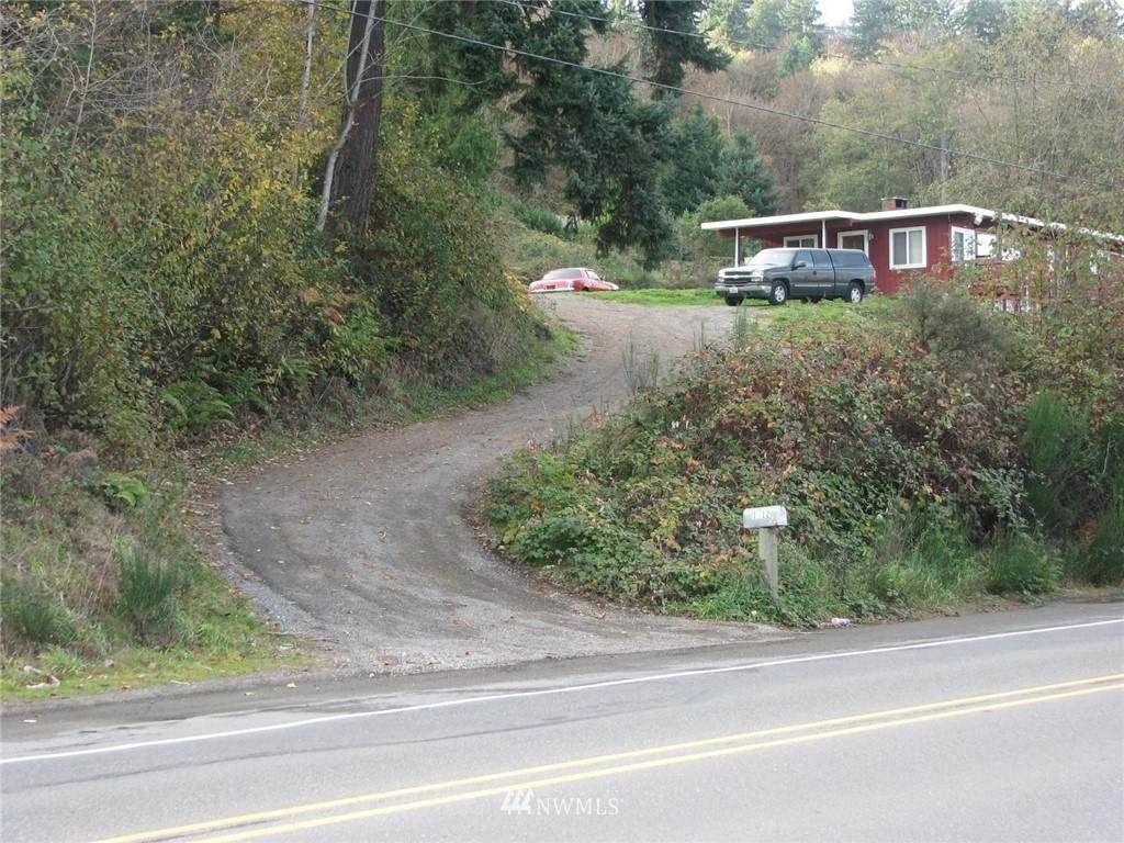 1812 West Valley Highway - Photo 1