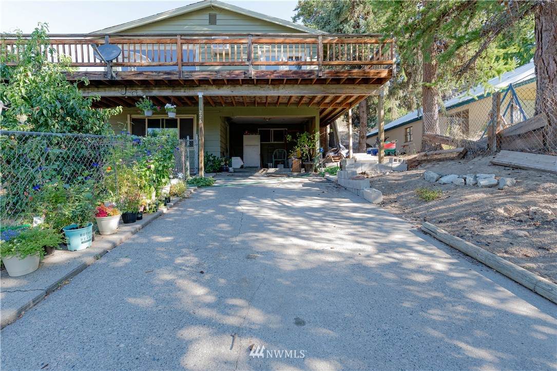 228 Highland Avenue - Photo 1