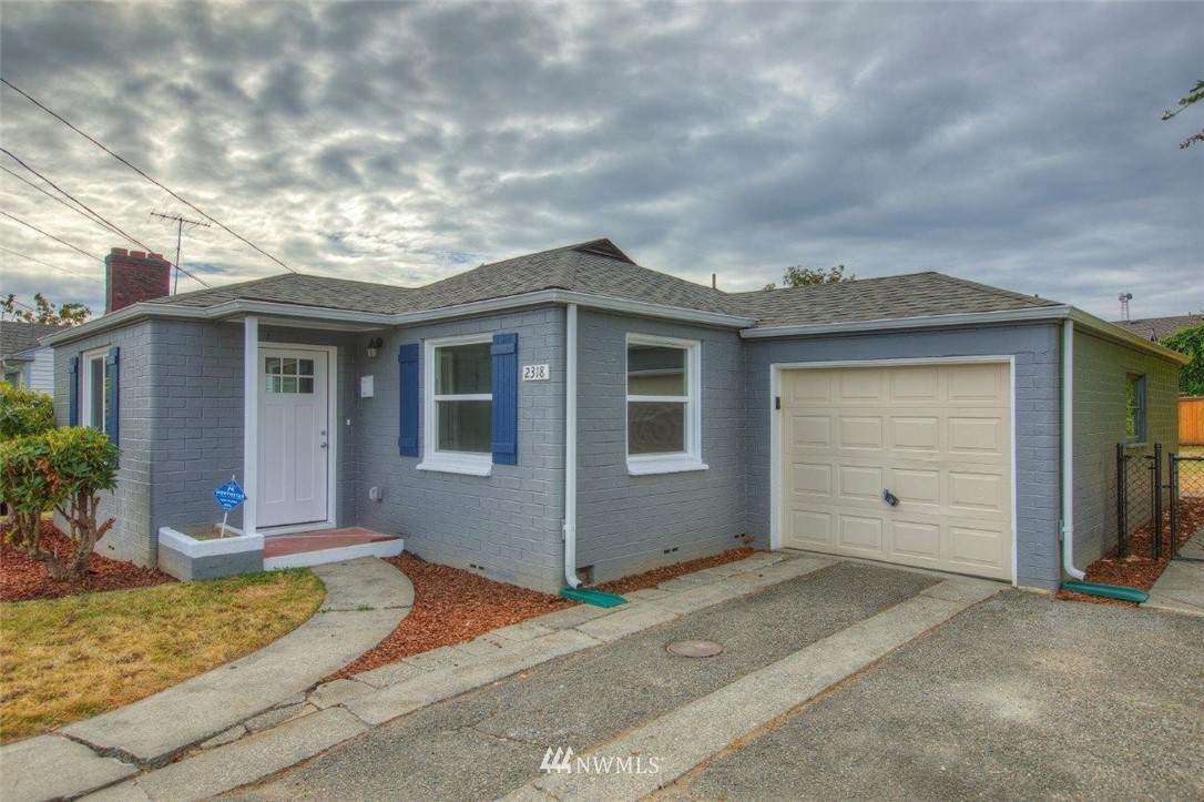 2318 15th Street - Photo 1