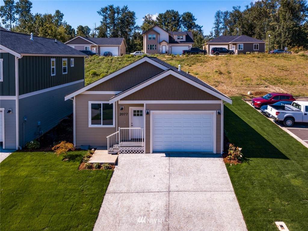 2077 Roxy Loop - Photo 1