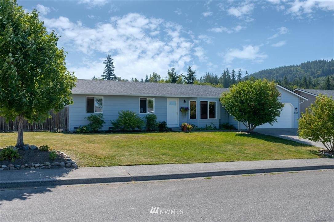 1624 30th Street - Photo 1