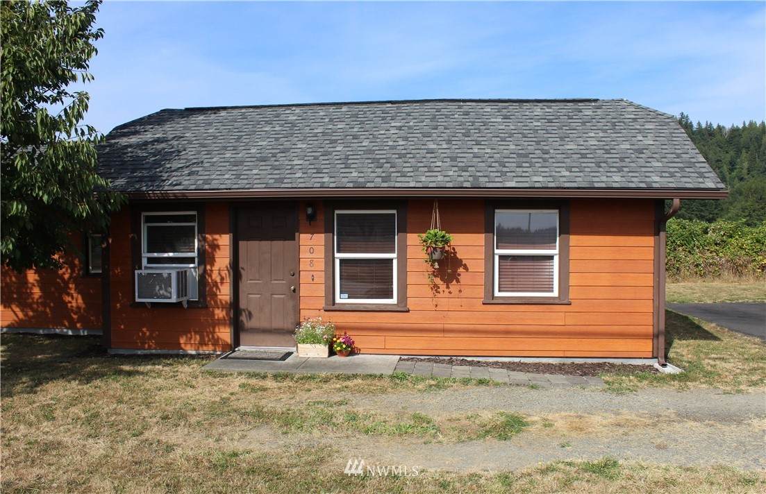 708 Washington Avenue - Photo 1