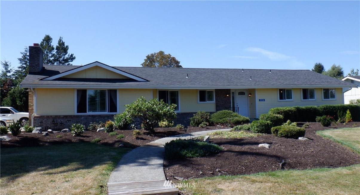 12226 Discovery Drive - Photo 1