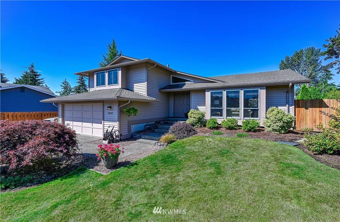 23623 137th Avenue - Photo 1