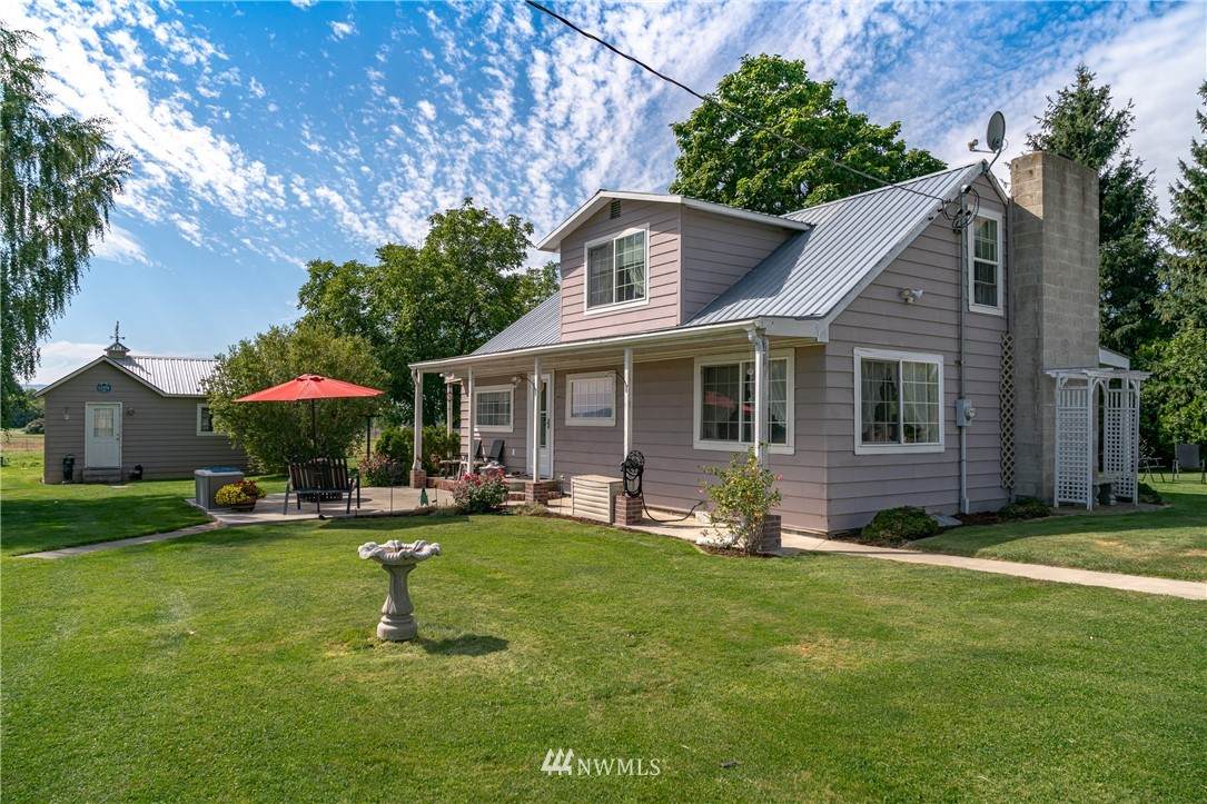 100 Woods Road - Photo 1