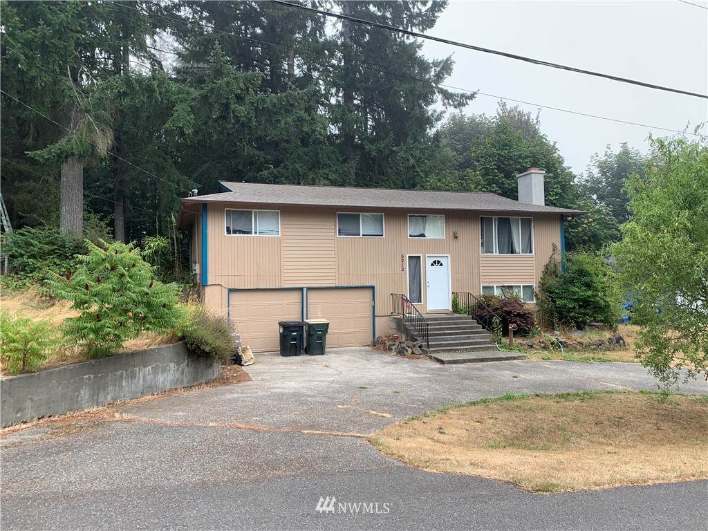 5212 80th Avenue - Photo 1