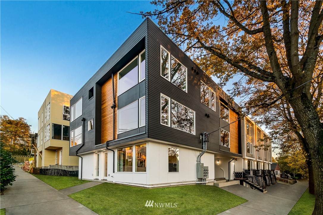108 27th Avenue - Photo 1