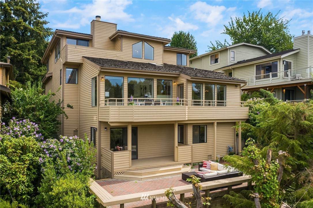 5109 Ferdinand Street - Photo 1