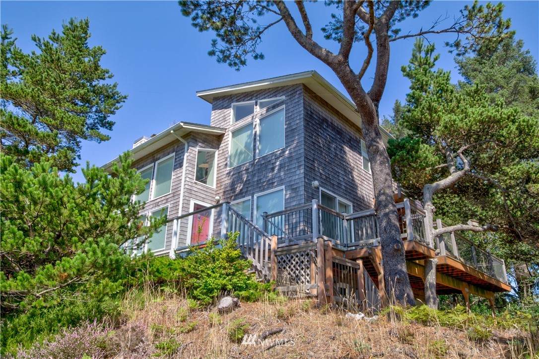 32404 J Place - Photo 1