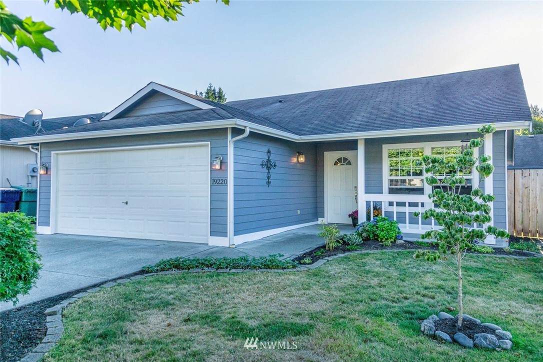19220 46th Avenue - Photo 1