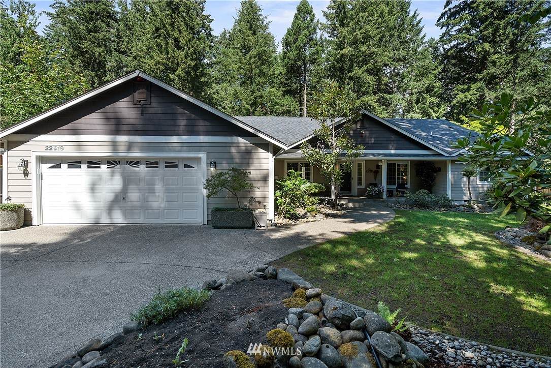 22516 Crown Circle - Photo 1