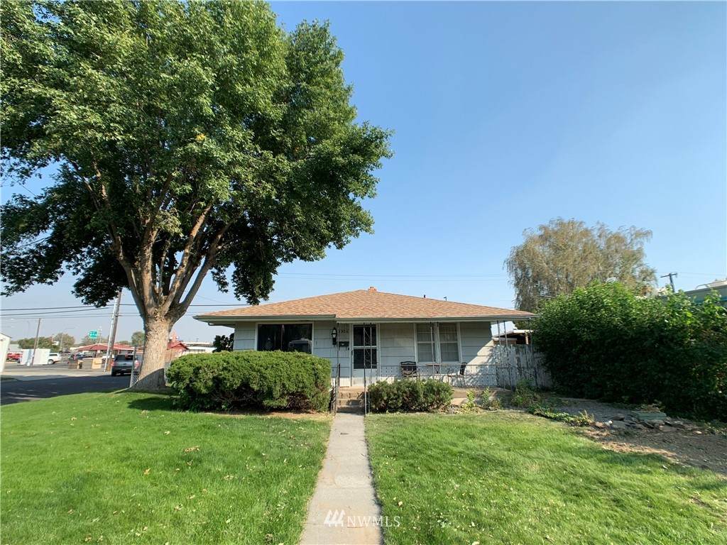 1306 C Street - Photo 1