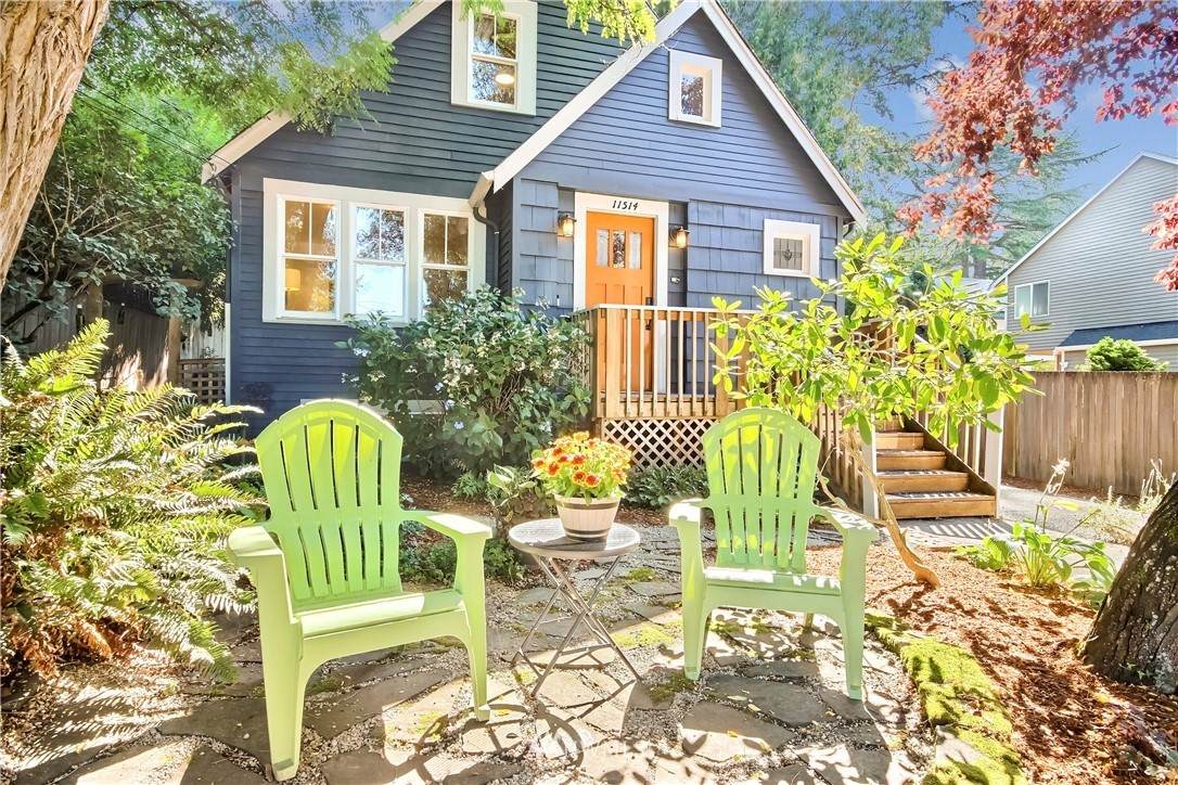 11514 39th Avenue - Photo 1