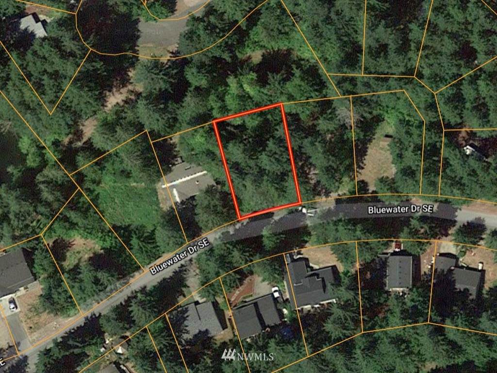 22248 Bluewater Drive - Photo 1