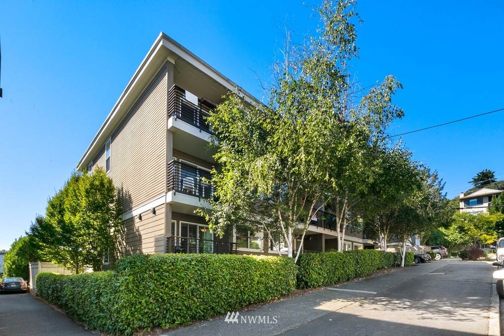 3657 Francis Avenue - Photo 1