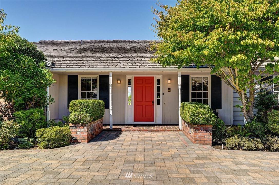 18241 13th Avenue - Photo 1