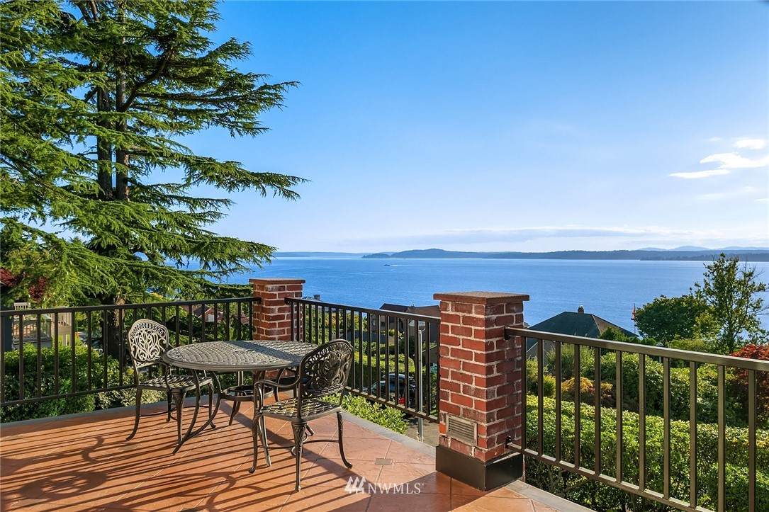 2803 Magnolia Boulevard - Photo 1