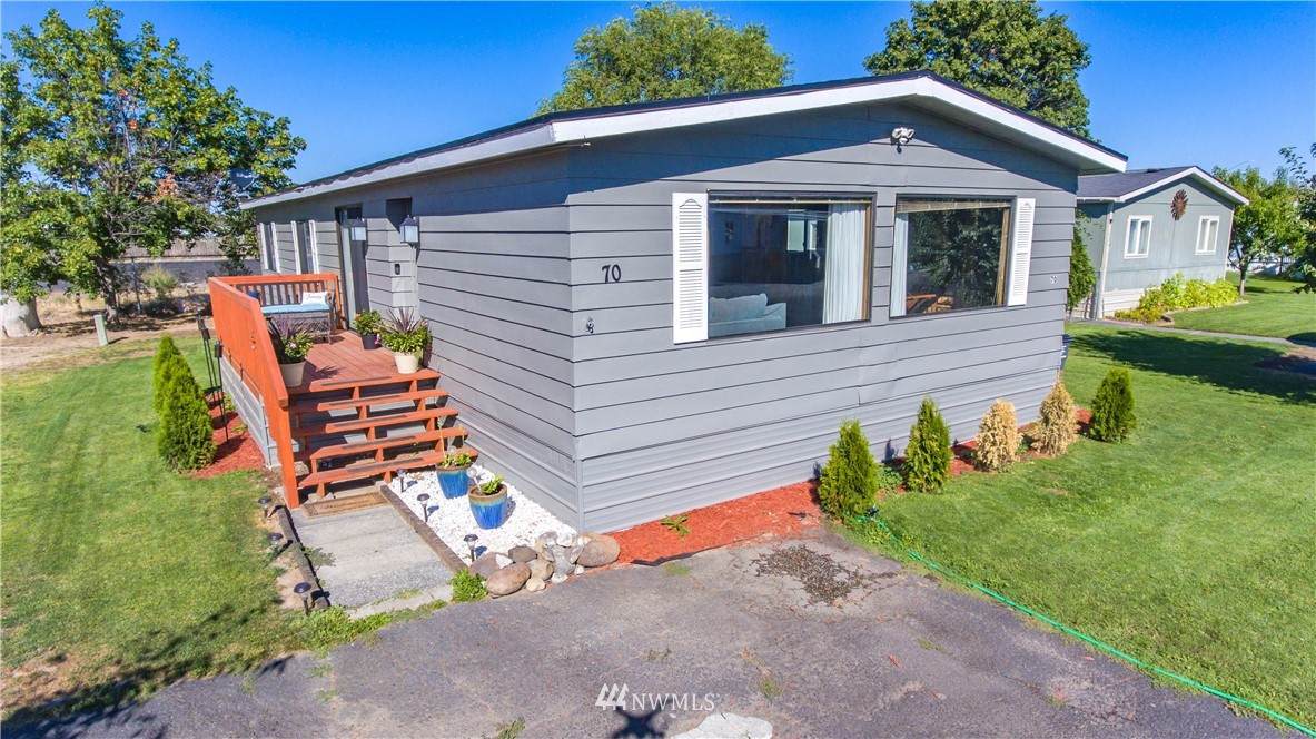 4815 Airway Drive - Photo 1