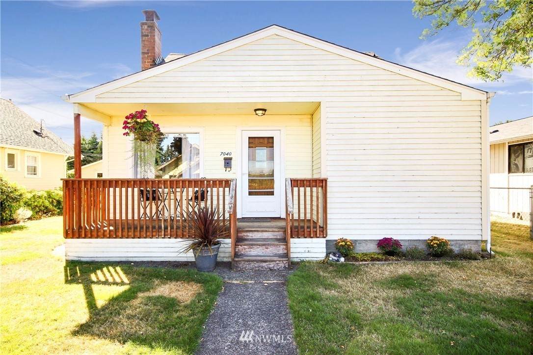 7040 Montgomery Street - Photo 1