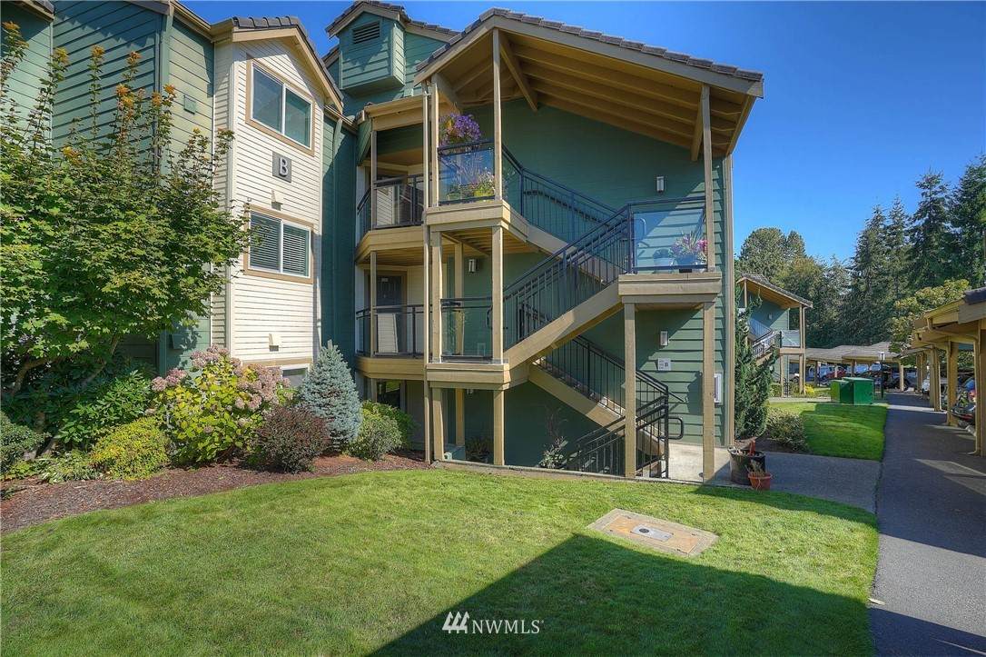 3008 Narrows Drive - Photo 1