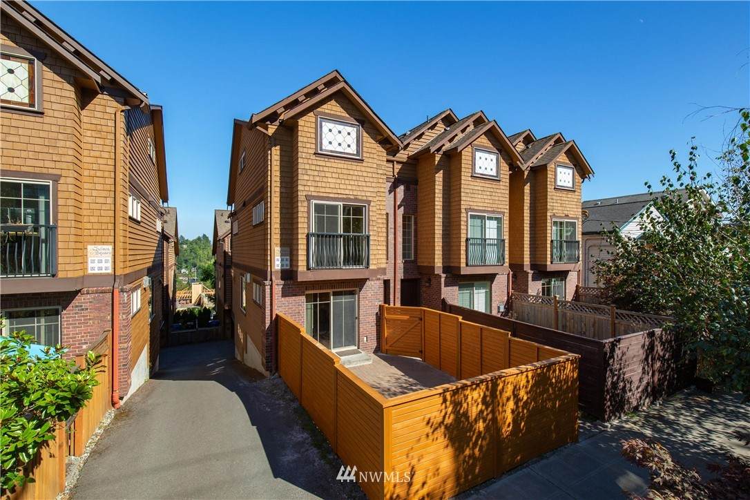 116 25th Avenue - Photo 1