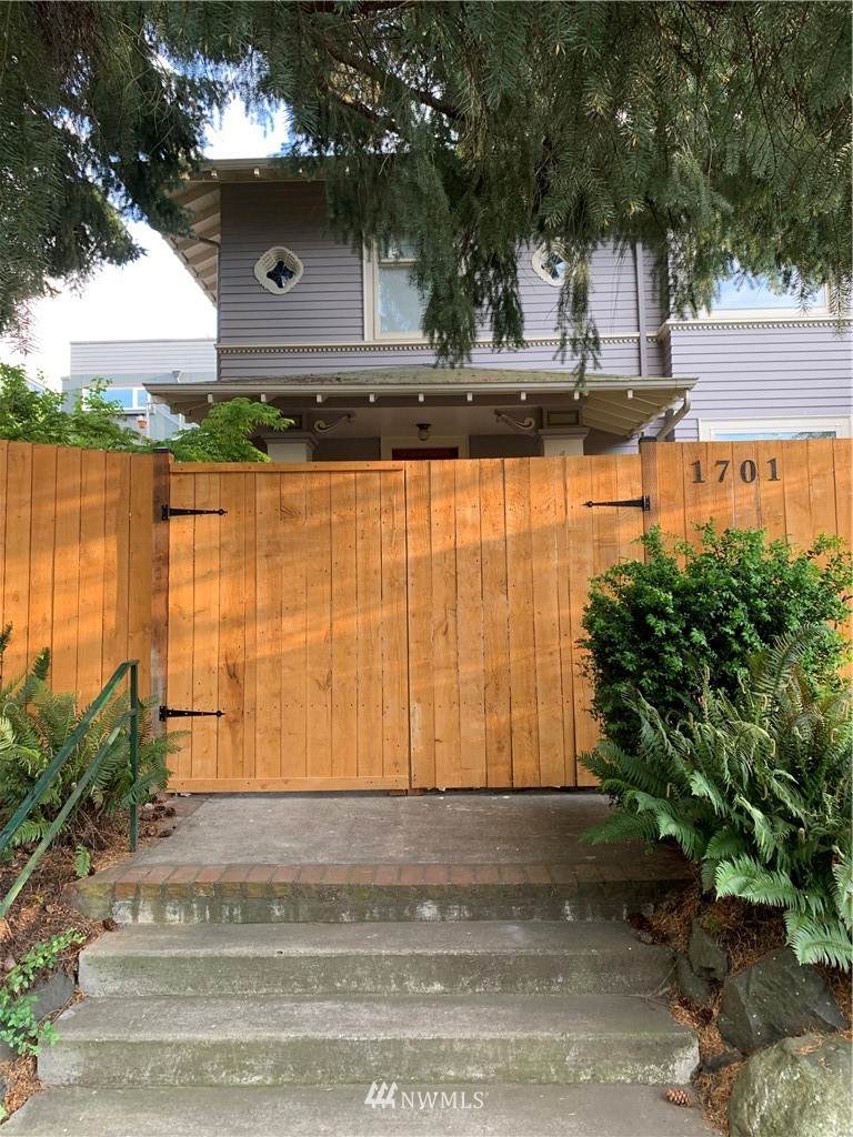 1701 John Street - Photo 1