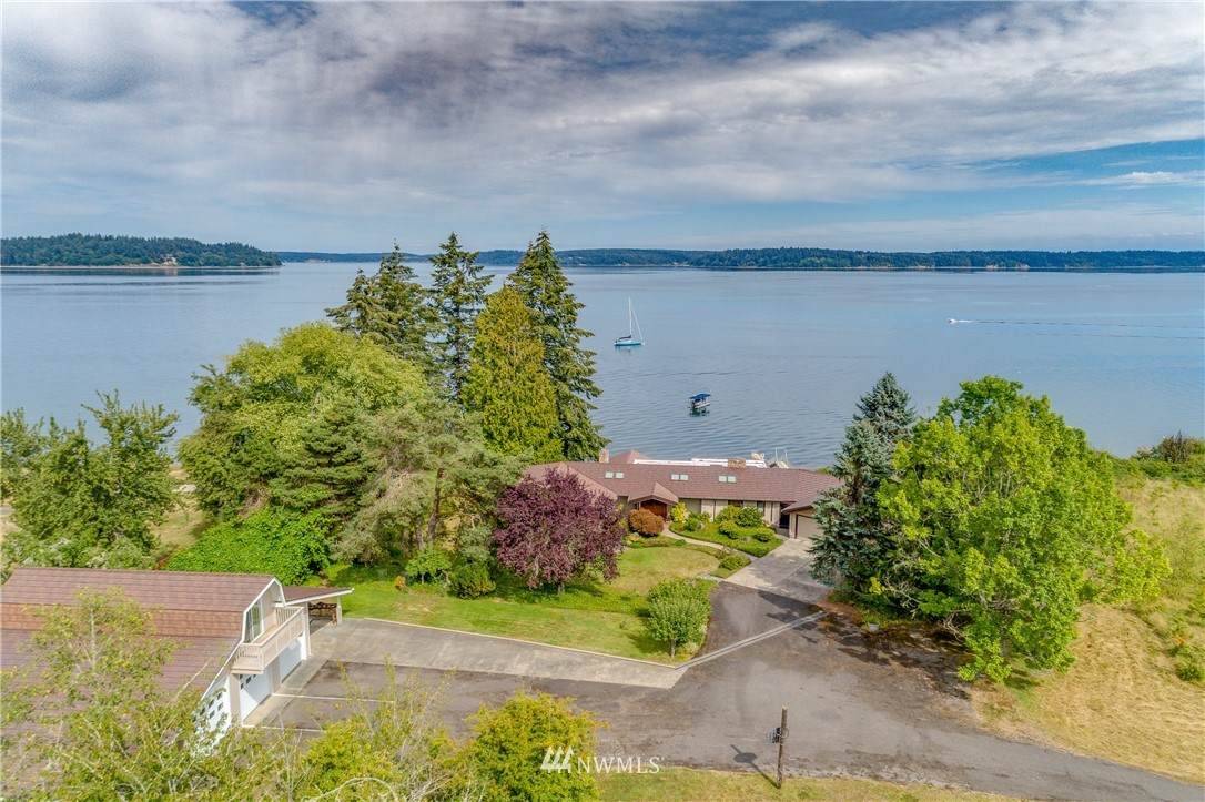 6736 78th Avenue - Photo 1