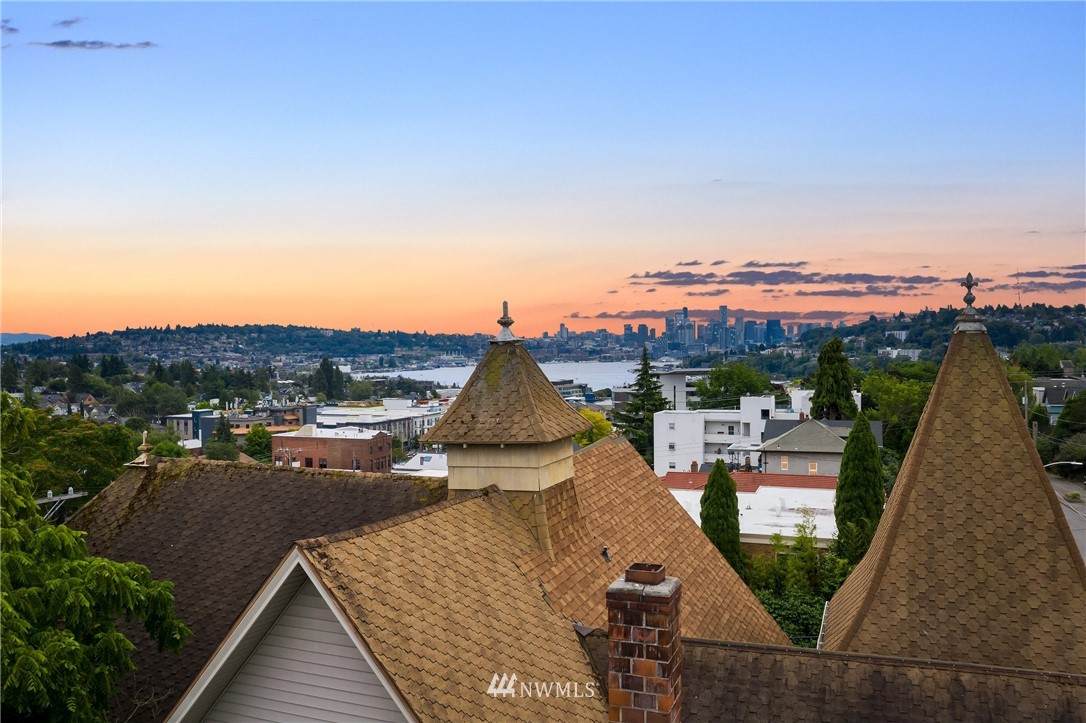 4000 Whitman Avenue - Photo 1