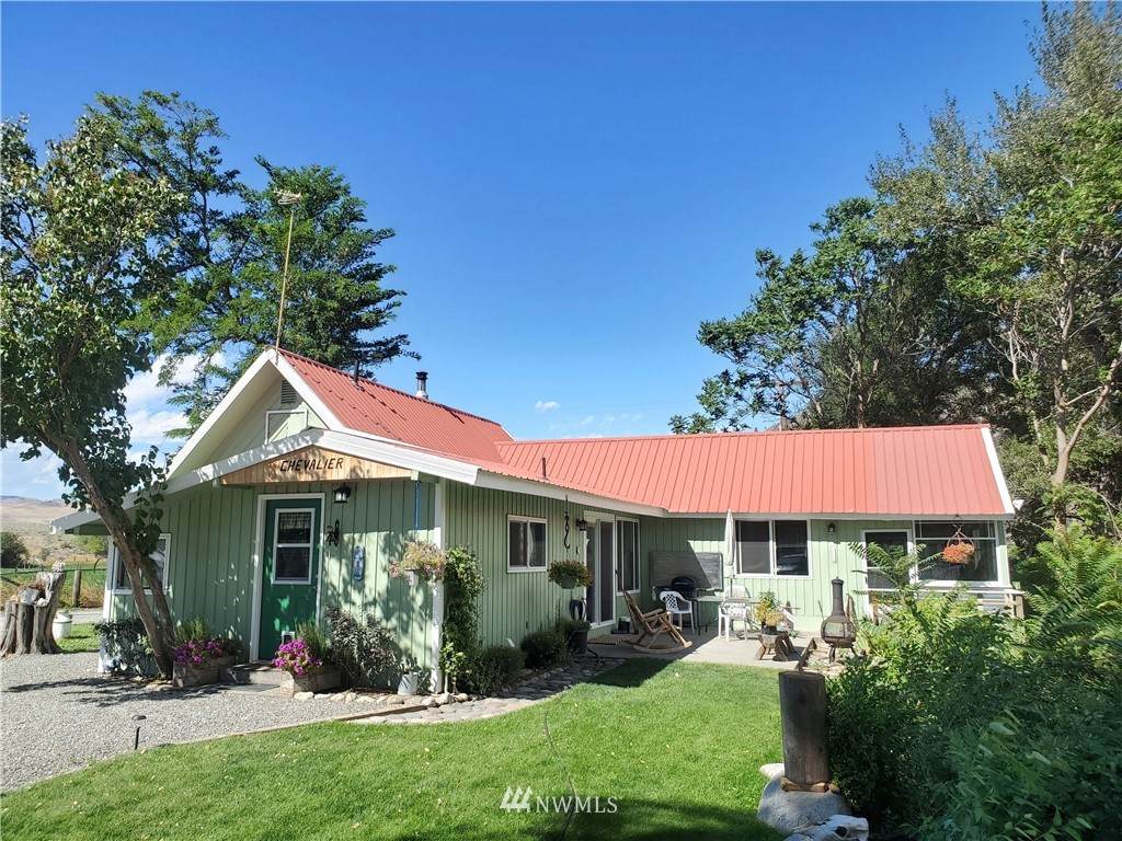 77 Crofoot Lane - Photo 1