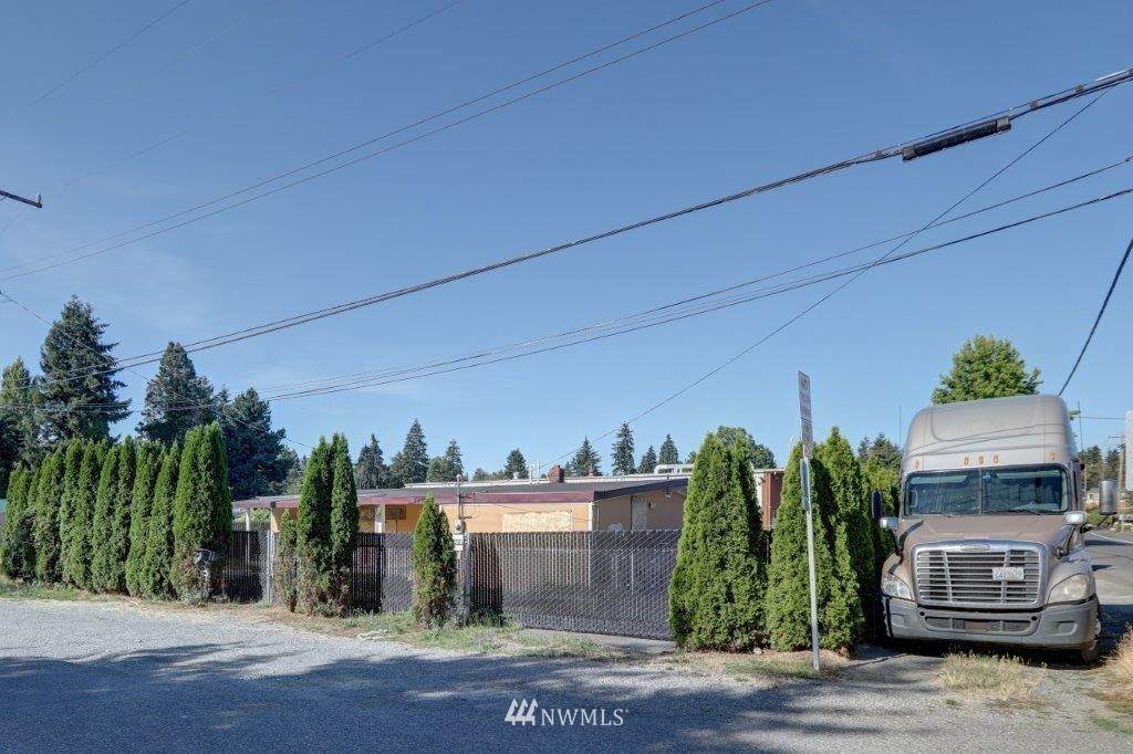 14603 35th Avenue - Photo 1