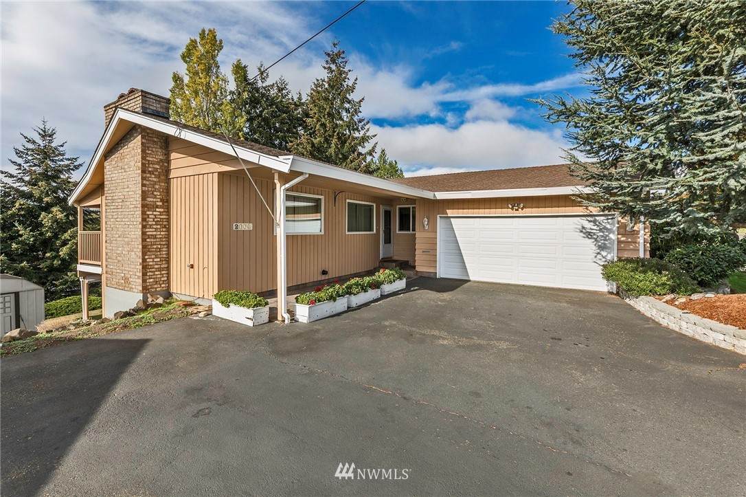 2606 Bristol Street - Photo 1