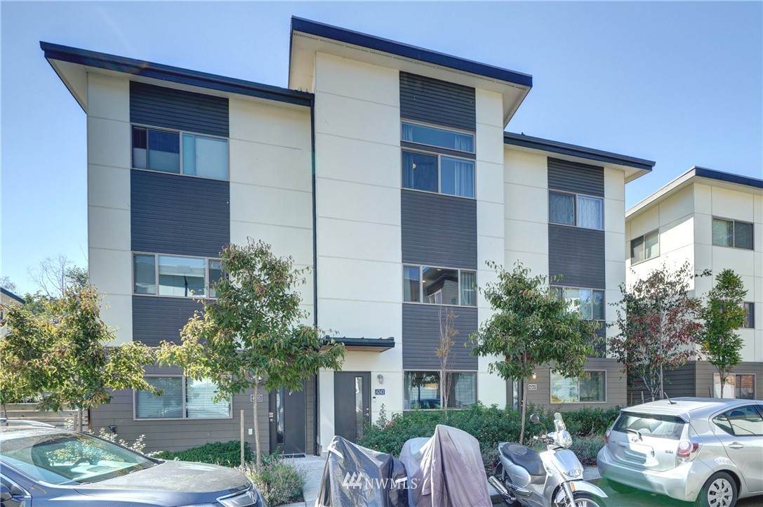 4243 Greenbelt Station Drive - Photo 1