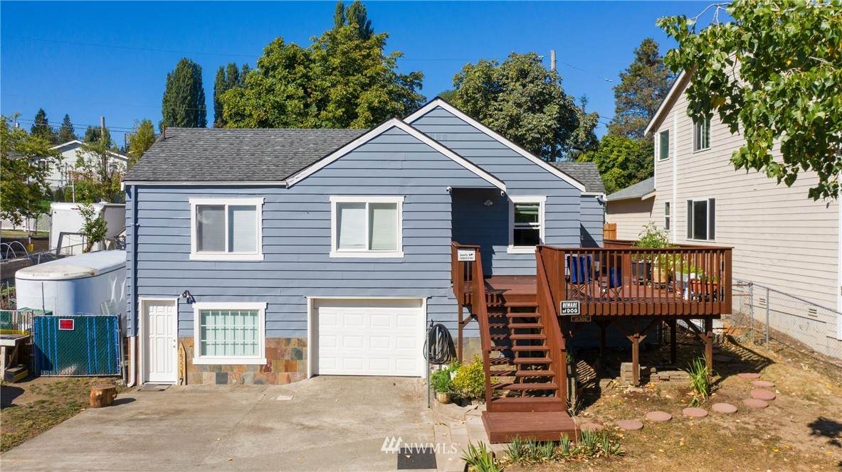 13317 37th Avenue - Photo 1