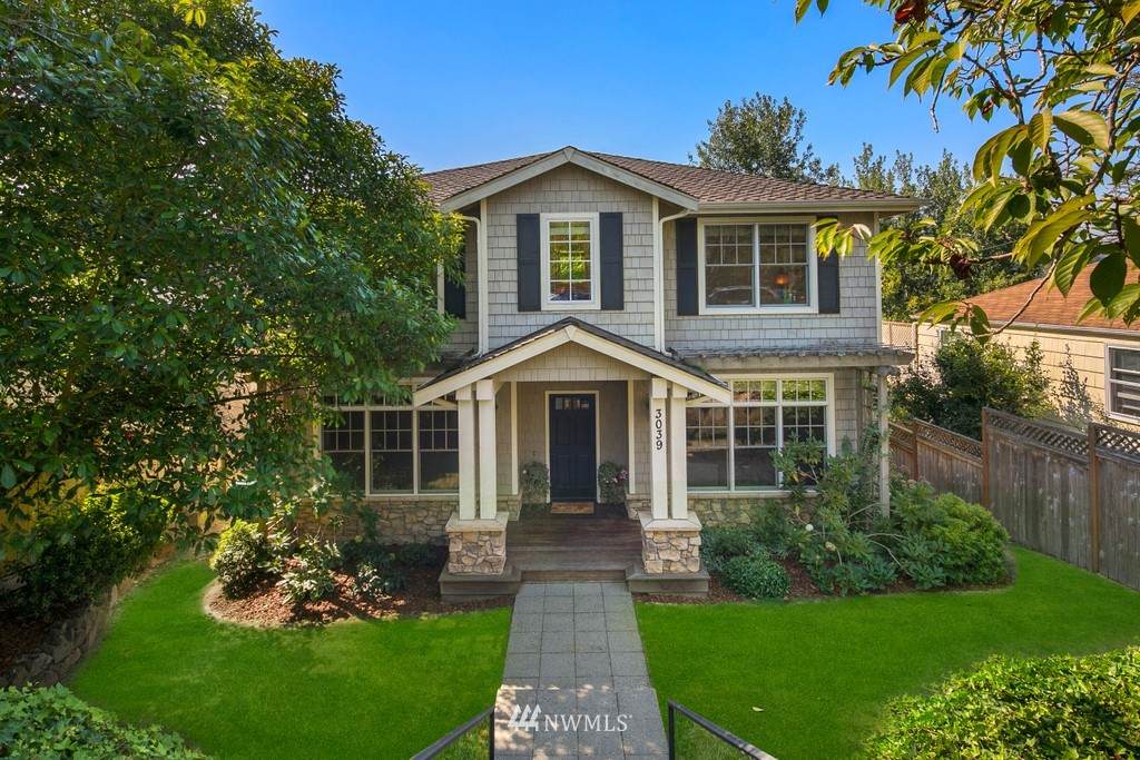 3039 31st Avenue - Photo 1