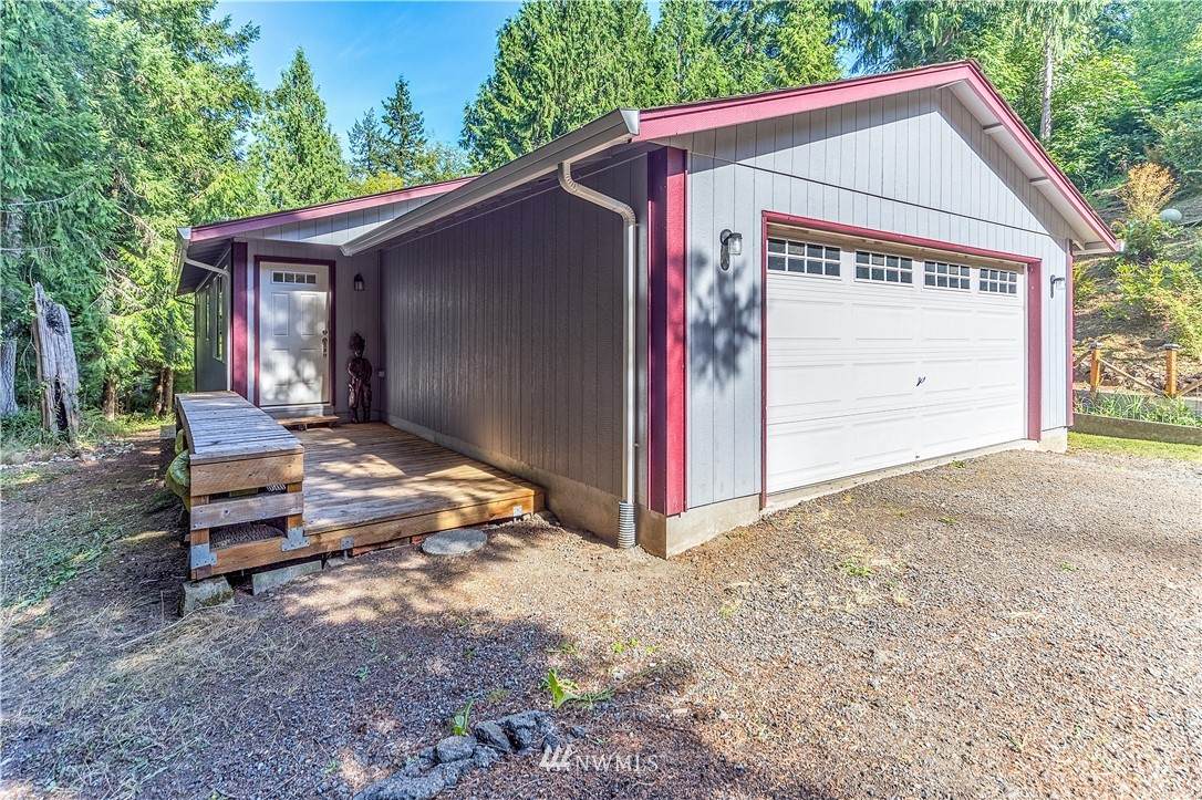 243 Retreat Lane - Photo 1