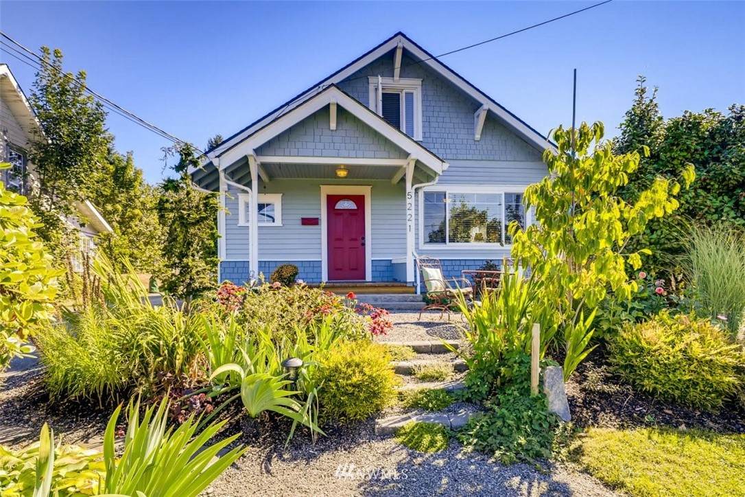 5221 Sheridan Avenue - Photo 1