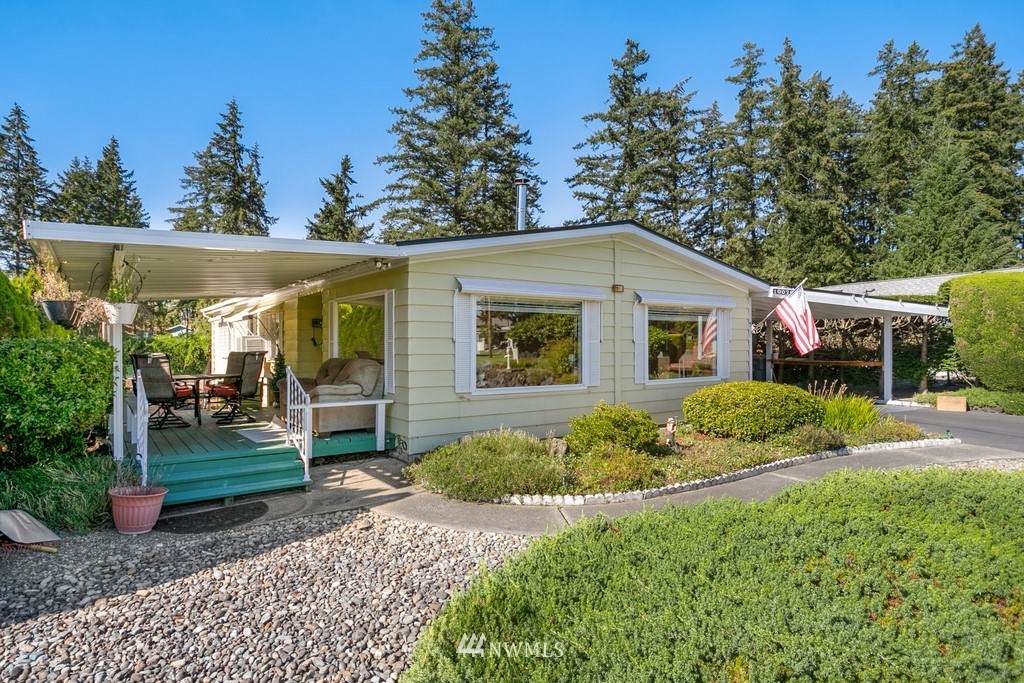 10029 191st Street - Photo 1