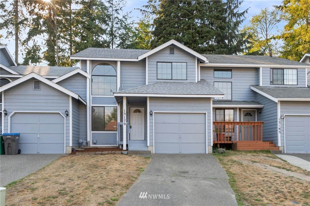13179 Lakeridge Circle - Photo 1