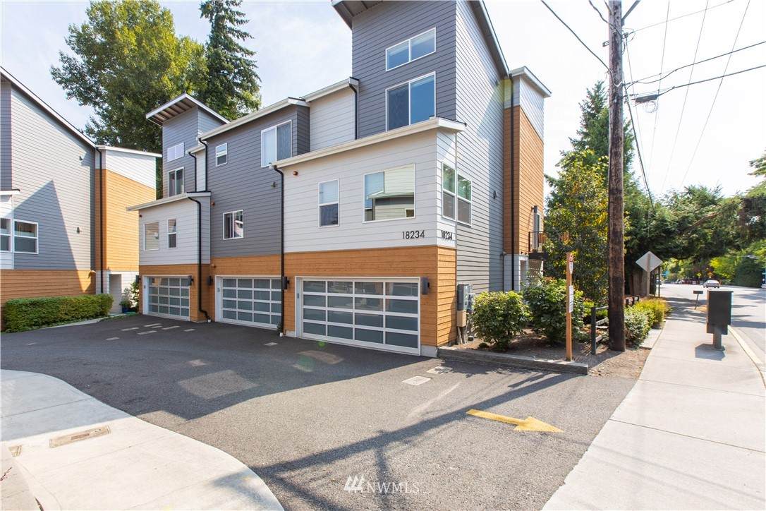 18234 73rd Ave Ne - Photo 1