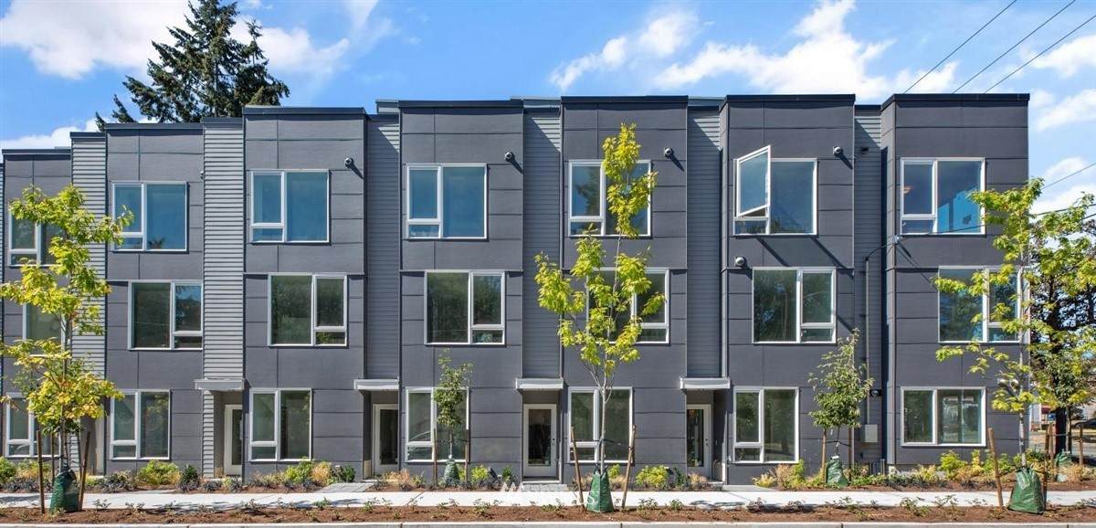 10843 11th Avenue - Photo 1