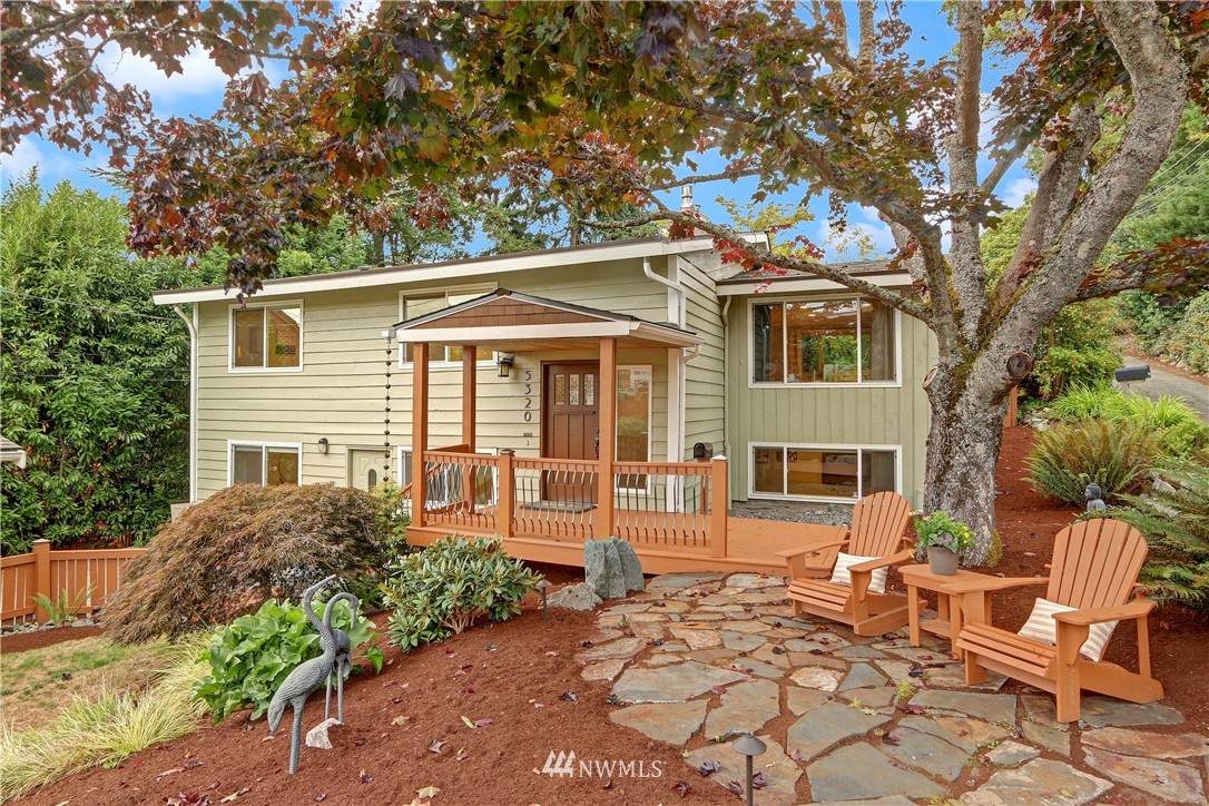 5320 Lander Street - Photo 1