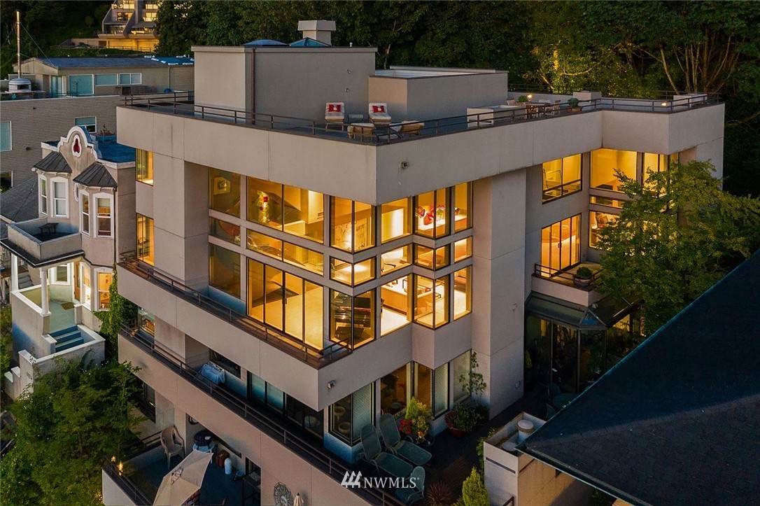 1118 Lakeview Boulevard - Photo 1