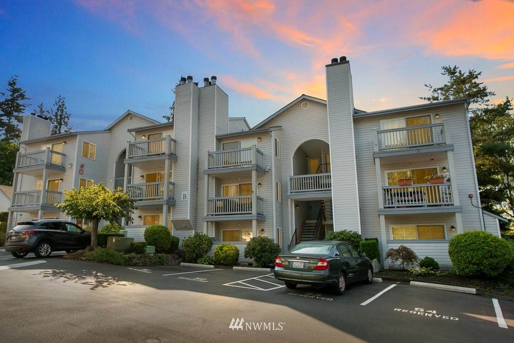 11325 19th Avenue - Photo 1