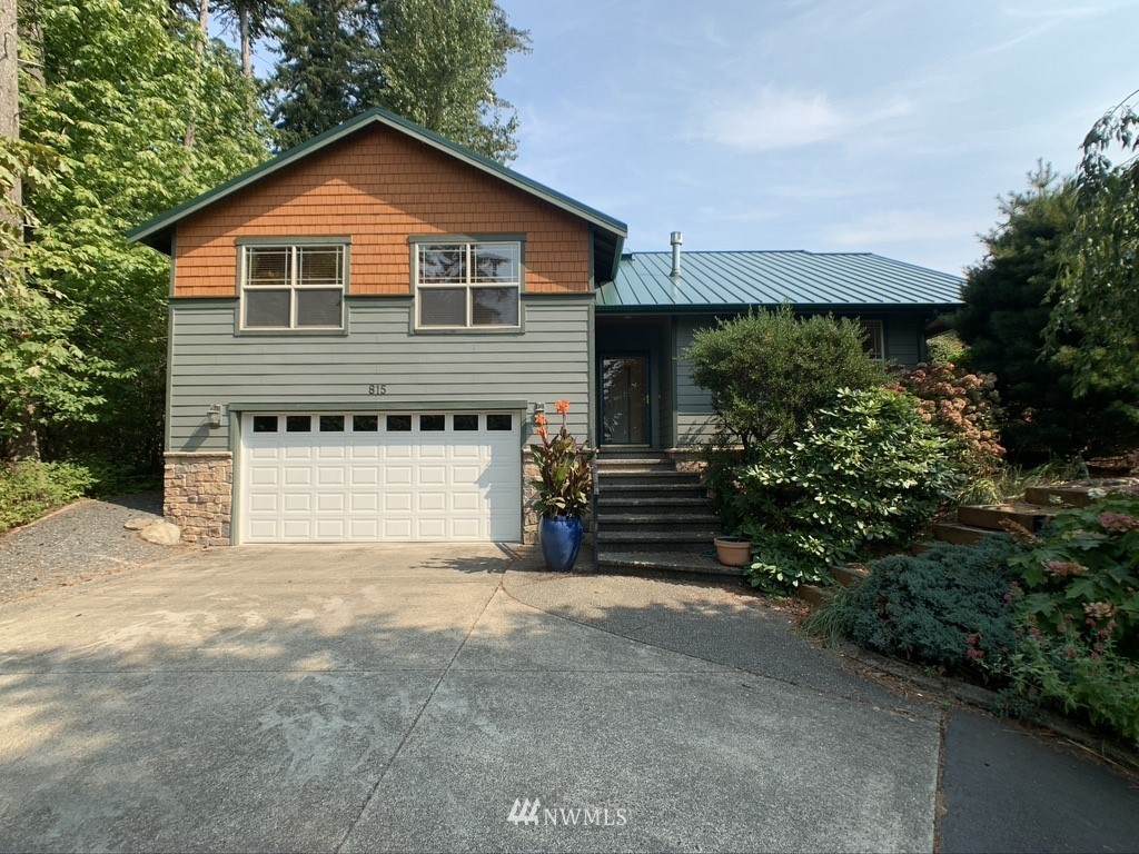 815 Samish Way - Photo 1