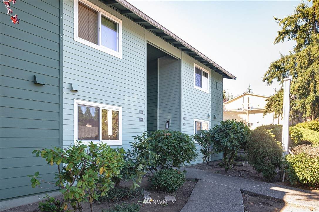 921 130th St Sw - Photo 1