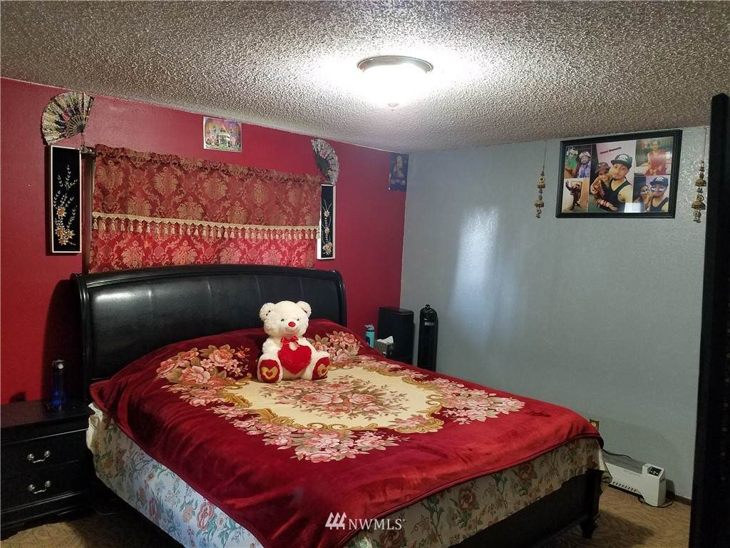 5147 Guide Meridian - Photo 1