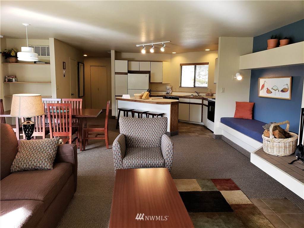1 Lodge 613-J - Photo 1
