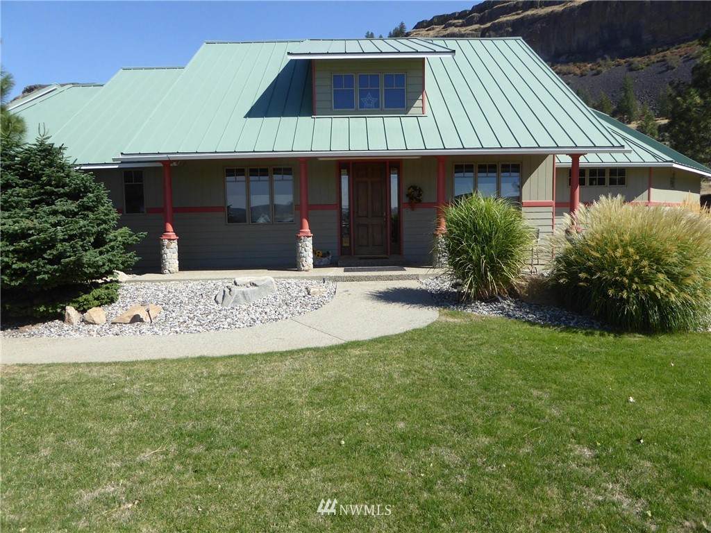 19950 Coulee View Road - Photo 1