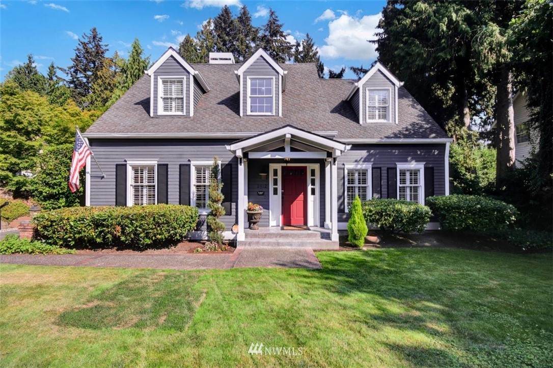 2412 100th Avenue - Photo 1